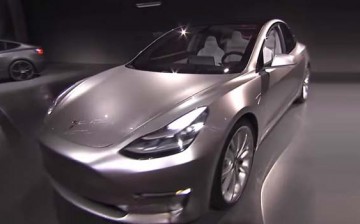 Tesla Model 3's launch on March 31 clouded opening show for iPhone SE on the same day