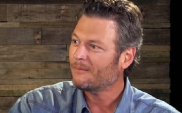 Country singer Blake Shelton has sought legal action against a tabloid magazine for false claims against him. 