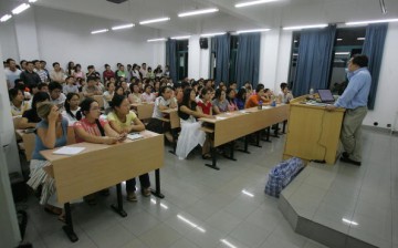 Chung To, founder of Chi Heng Foundation (CHF) based in Hong Kong, a charity organization targeting AIDS prevention, gives a class about homosexuals at Fudan University Sept. 7, 2006 in Shanghai, China. 