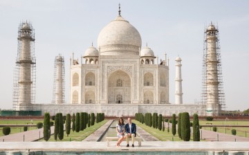 Prince William, and Duchess of Cambridge, Kate Middleton sit in front of the Taj Mahal on April 16, 2016.   