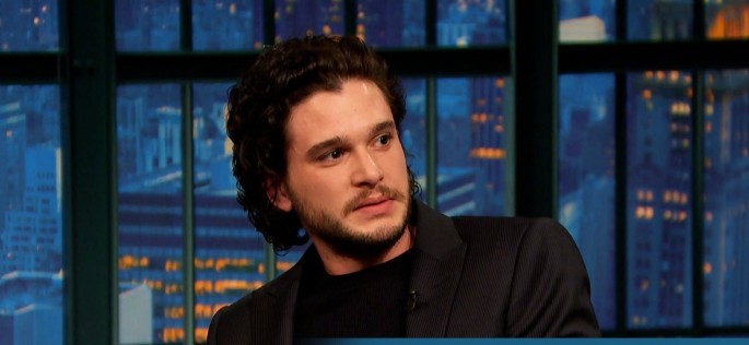 Jon Snow returns to "Game of Thrones" Season 6 with a new hairstyle. 