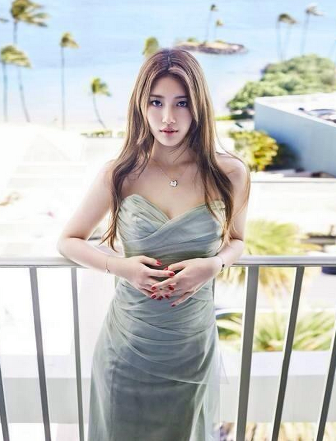 Bae Su-ji, commonly known by her stage name Suzy, is a South Korean singer and actress. She is best known for her roles as Go Hye-mi in the KBS2 TV series 'Dream High.'
