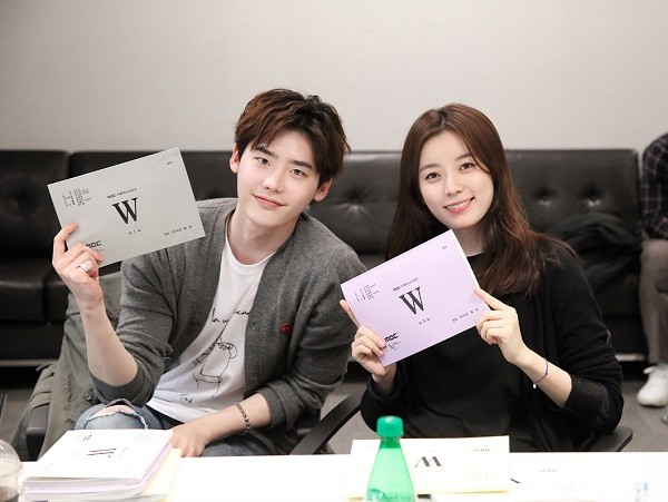 'W' is an upcoming South Korean television series to be aired on MBC in July 2016, starring Han Hyo-joo and Lee Jong-suk. 