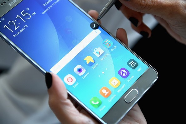 General atmosphere of Samsung Unpacked 2015 featuring the Galaxy Note 5, not the Galaxy Note 7