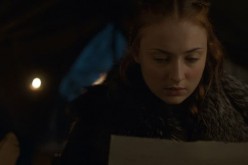  Sansa Stark goes behind Jon Snow’s back to  pen down a mysterious letter in 