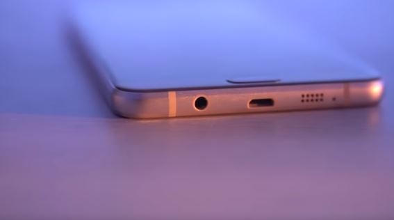 The Samsung Galaxy Note 7 Edge will feature the USB Type-C port instead of the usual micro USB.