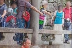 Misbehaving Chinese Tourist