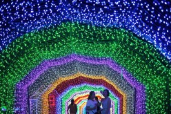 20 million LED lights create a dreamy world at Huahai Park in Taiyuan, Shanxi Province.