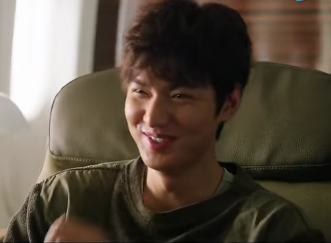Lee Min Ho smiles in one of the scenes of "Bounty Hunters."  