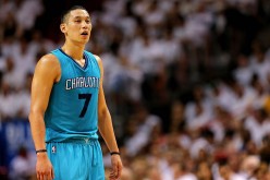 Jeremy Lin verbally agrees to join the Brooklyn Nets for $36 million spread over three years. 