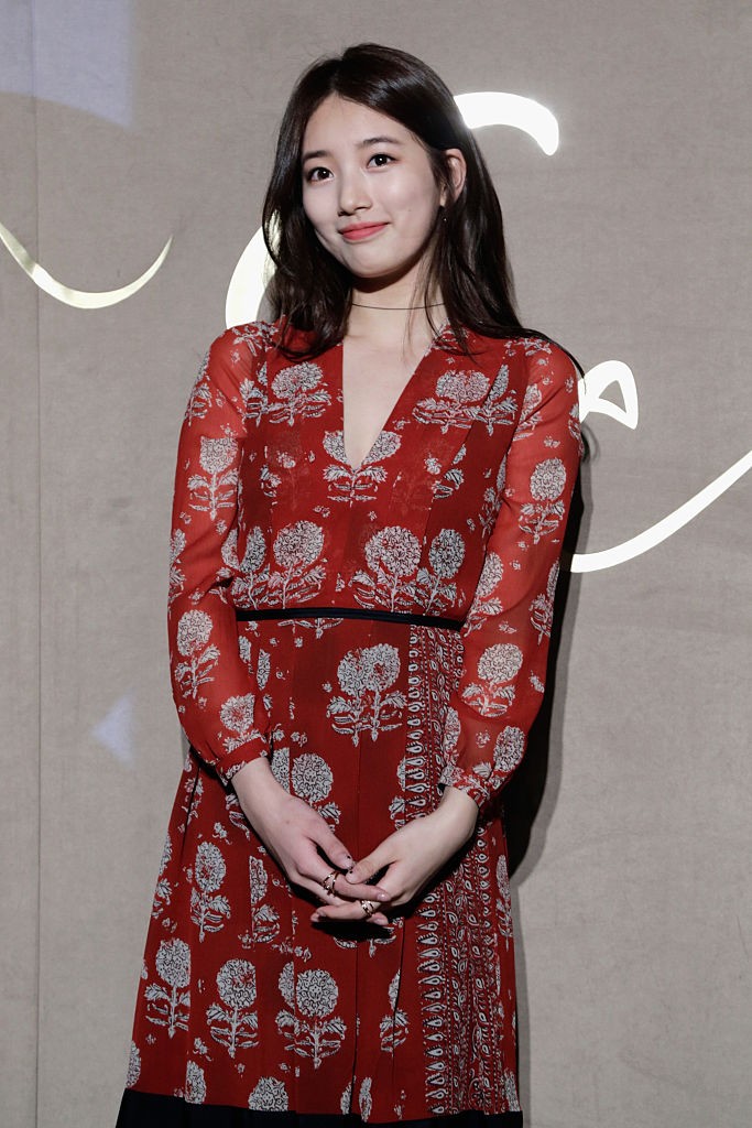 Bae Suzy shares thoughts on new KBS2 drama "Uncontrollably Fond" with Kim Woo Bin.