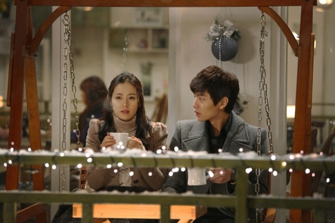 'Spellbound' is a 2011 South Korean horror romantic comedy film, starring Son Ye-jin and Lee Min-ki.