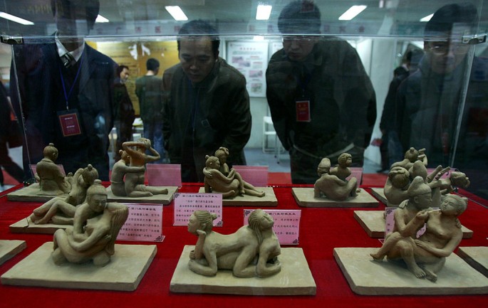 Experts call for sex education in China's curriculum to lessen STDs and unwanted pregnancies.