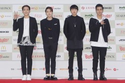 WINNER's Mino (right) arrives together with co-band members for the 4th Gaon Chart K-POP Awards at the Olympic Park on January 28, 2015 in Seoul, South Korea. 