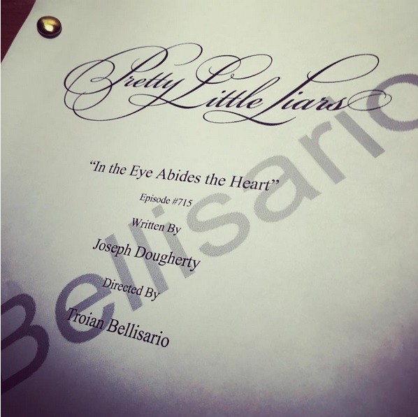 Troian Bellisario will be directing the 15th episode of "Pretty Little Liars" season 7. 