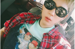 Block B's Zico took a selfie while on his way to a music program.
