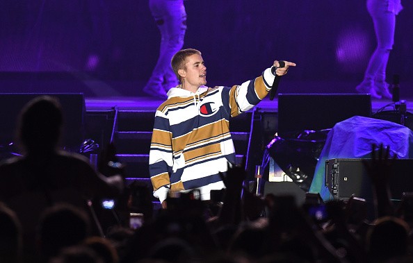 Justin Bieber perform at V Festival at Hylands Park on August 20, 2016 in Chelmsford, England.