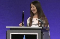 Hao Jinfang with her Hugo Award