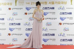 Actress Kong Hyun-Joo arrives during the 21st High1 Seoul Music Awards at Olympic gymnasium on January 19, 2012 in Seoul, South Korea.