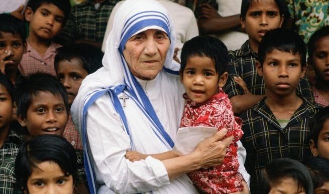 St. Teresa of Calcutta with destitute Indian children.