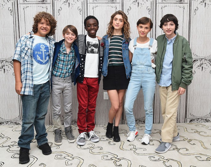 (L-R) Actors Gaten Matarazzo, Noah Schnapp, Caleb McLaughlin, Natalia Dyer, Millie Bobby Brown and Finn Wolfhard of 'Stranger Things' attend the BUILD Series at AOL HQ on August 31, 2016 in New York City. (Photo by Michael Loccisano/Getty Images)