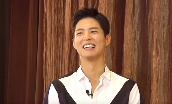 Screen capture of Park Bo Gum from a Showbiz Korea interview clip posted on Youtube.