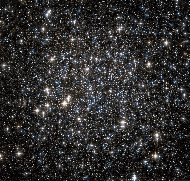 Hubble Space Telescope Observation of the central region of the Galactic globular cluster NGC 6101.
