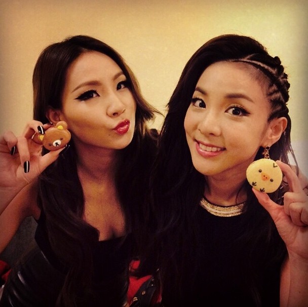 2NE1 Dara and CL