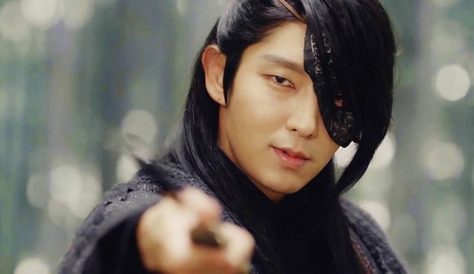 South Korean actor Lee Joon-Gi plays the lead character of 4th Prince Wang So in SBS's 'Scarlet Heart: Ryeo.'