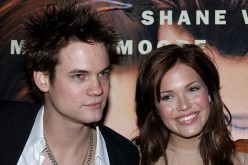 Actors Shane West (L) and Mandy Moore attend the premiere of the film 'A Walk To Remember' January 23, 2002 at the Chinese Theatre in Hollywodd, CA.