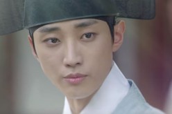 Jinyoung is a member of the South Korean group B1A4 who stars in the KBS drama 'Moonlight Drawn by Clouds.'