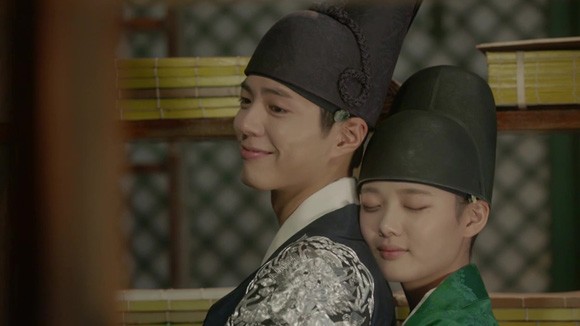Park Bo-Gum and Kim Yoo-Jung star in the KBS 2TV drama 'Moonlight Drawn By Clouds.'