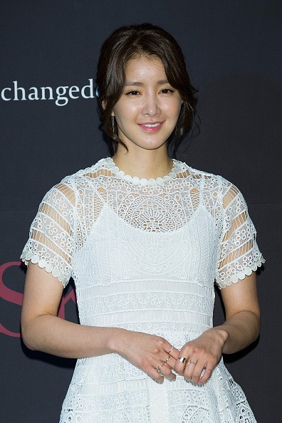 South Korean actress Lee Si-Young attends the photocall for SK-II #ChangeDestiny Forum at The Shilla Hotel on March 14, 2016 in Seoul, South Korea.