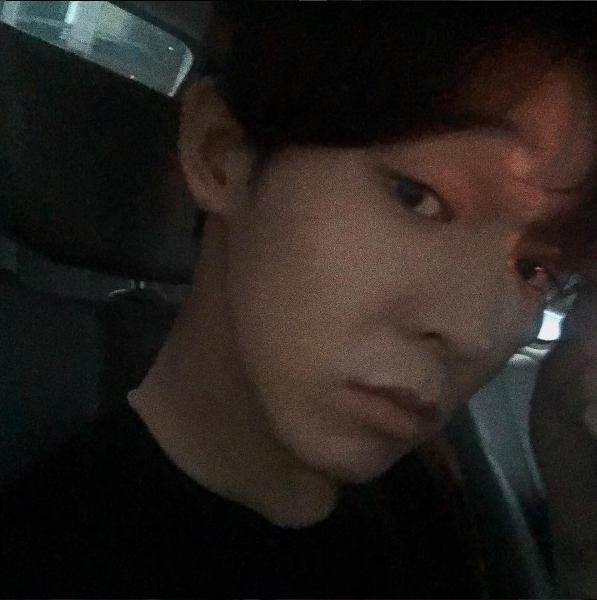 Nam Tae Hyun took a selfie while on his way to a fan meeting schedule in Seoul. 