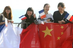 chinese-tourists-in-france.jpg