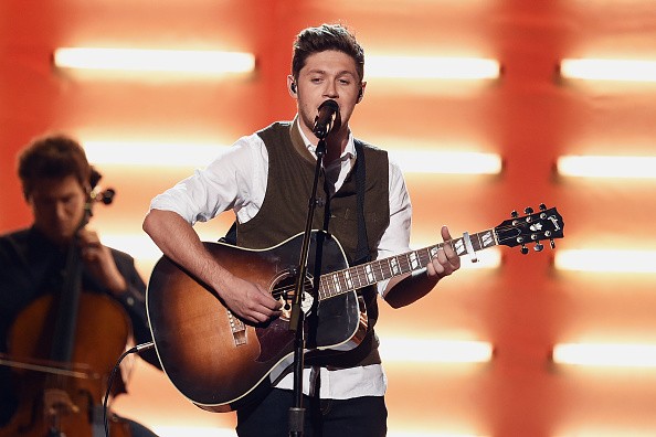 Singer Niall Horan performs onstage during the 2016 American Music Awards at Microsoft Theater on November 20, 2016 in Los Angeles, California. 