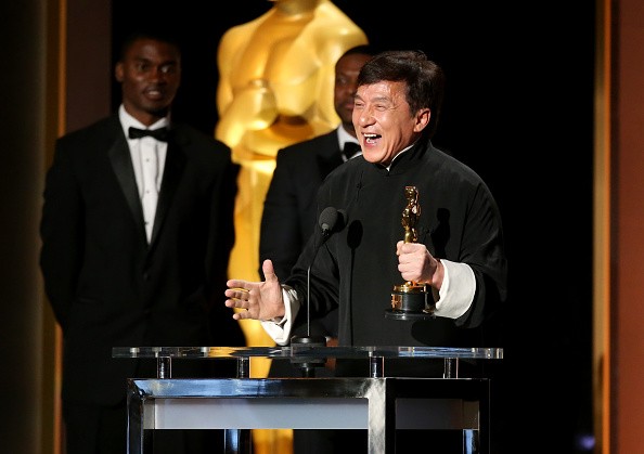 After 56 years in the industry, starring in more than 200 films and breaking so many bones, Jackie Chan has finally received an Oscar Award. 