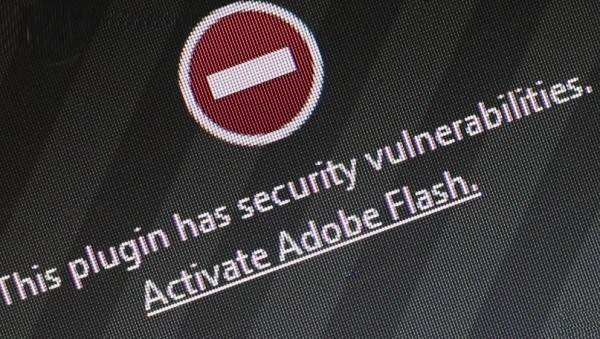 Message informing user about Adobe Flash vulnerabilities.