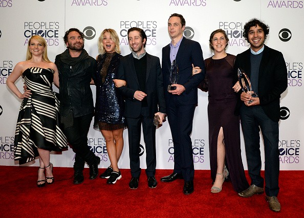 'The Big Bang Theory' stars Melissa Rauch, Johnny Galecki, Kaley Cuoco, Simon Helberg, Jim Parsons, Mayim Bialik and Kunal Nayyar attend the People's Choice Awards 2016.