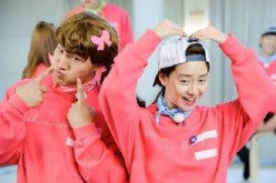 Kim Jong-Kook and Song Ji-Hyo star in the SBS variety show 'Running Man.'