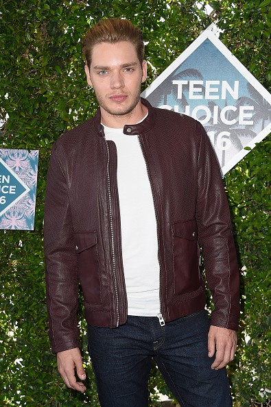 Dominic Sherwood attends the Teen Choice Awards 2016 at The Forum on July 31, 2016 in Inglewood, California. 