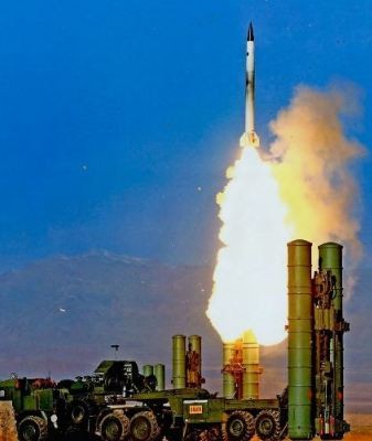SAM launch from a S-300PMU2 system.           