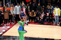 Aaron Gordon of the Orlando Magic dunks over Stuff the Orlando Magic mascot in the Verizon Slam Dunk Contest during NBA All-Star Weekend 2016 at Air Canada Centre on February 13, 2016 in Toronto, Canada.