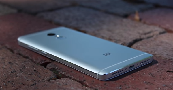 The Xiaomi Redmi Note 4 is smartphone with 5.50-inch 1080x1920 display powered by 2.1GHz processor.