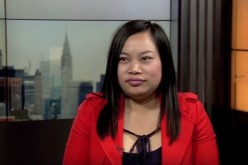 Luo Yufeng, a Chinese network star, came to VOA's New York studio on March 23, 2016, to talk about her life experiences in China and the United States.