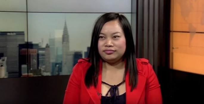 Luo Yufeng, a Chinese network star, came to VOA's New York studio on March 23, 2016, to talk about her life experiences in China and the United States.