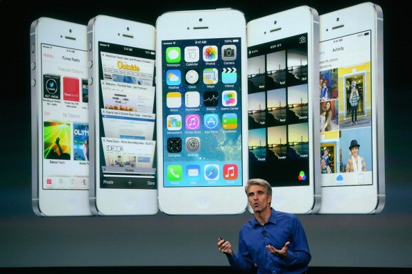 Apple Senior Vice President of Software Engineering Craig Federighi speaks about iOS 7 on stage.