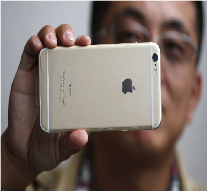 iPhone 6 Plus features a camera with a 8-megapixel sensor.