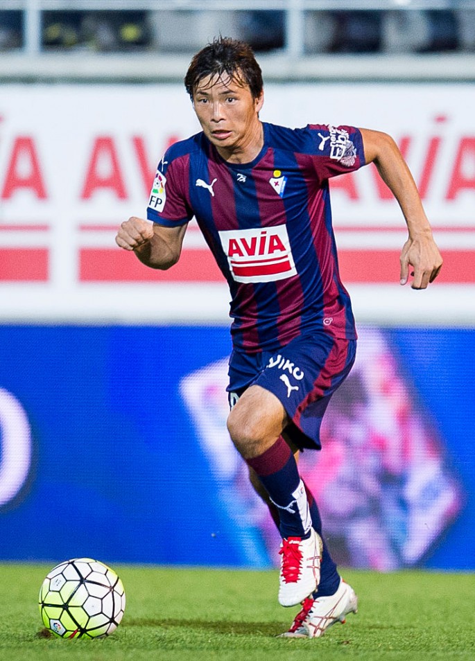 Eibar winger Takashi Inui.