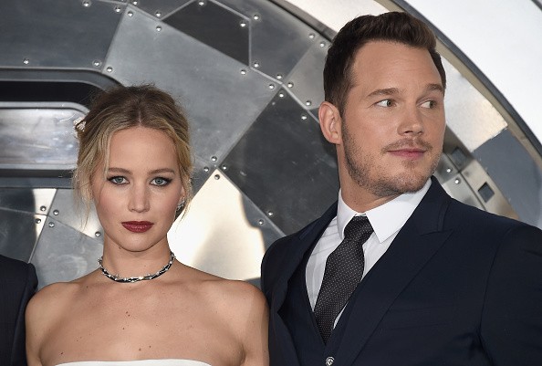 Jennifer Lawrence (L) and Chris Pratt attend the premiere of Columbia Pictures' "Passengers" at Regency Village Theatre on Dec. 14, 2016 in Westwood, California. 